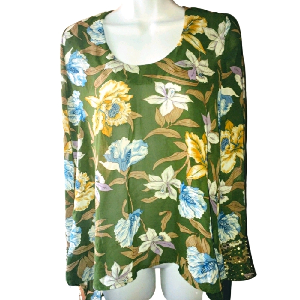 CALS FLORAL HI LO BLOUSE W/ STUDDED WRIST SIZE L